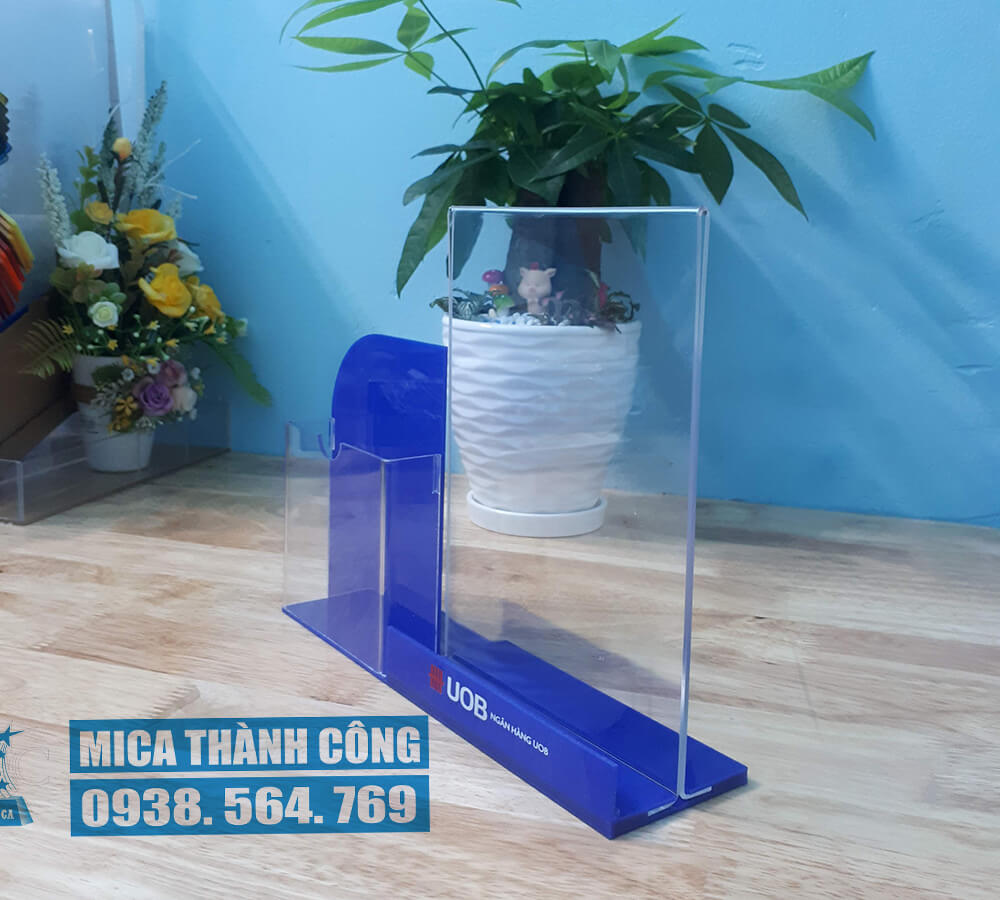 Menu mica để bàn