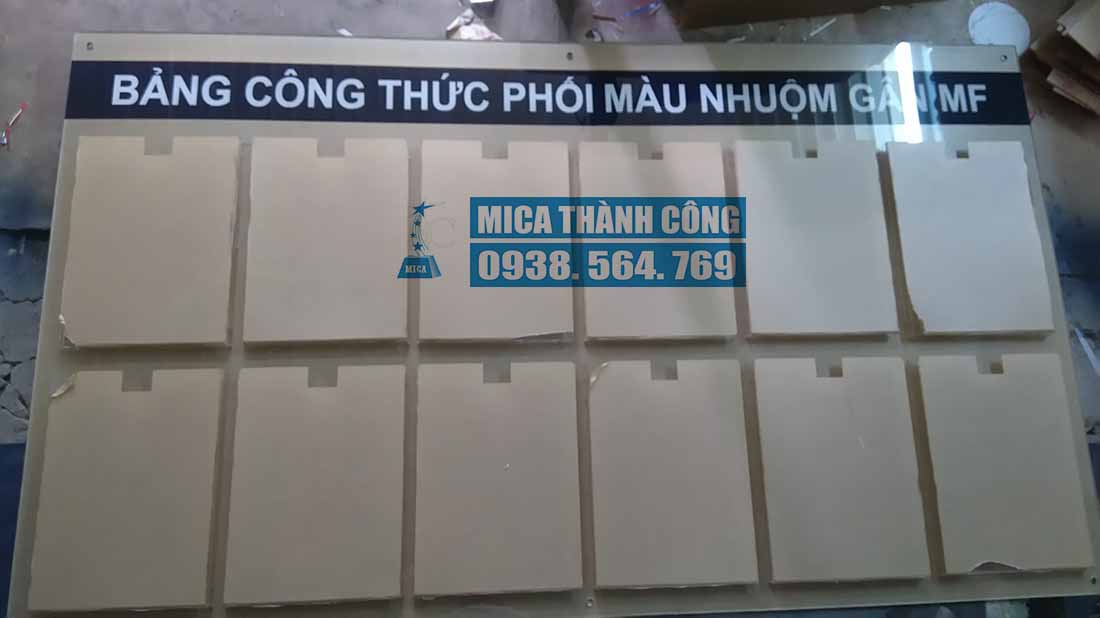 Bảng menu mica treo tường