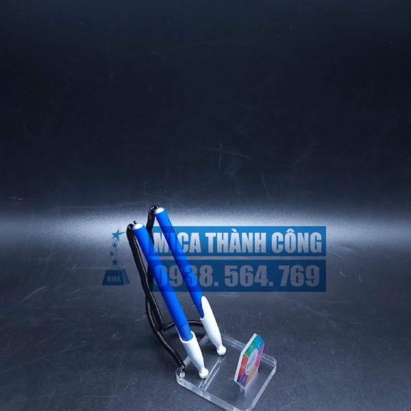 Kệ Mica trưng bày bút viết