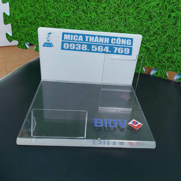 Kệ Mica trưng bày để bàn