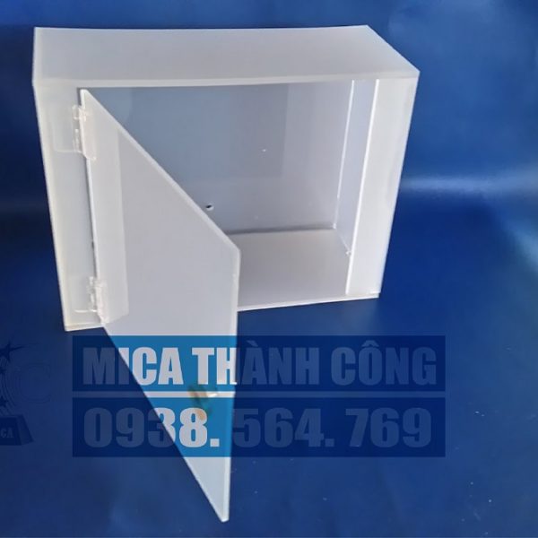 Tủ mica trưng bày sản phẩm