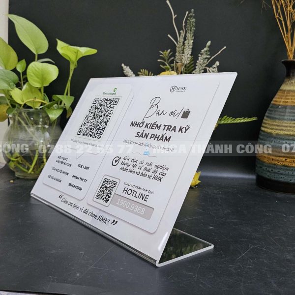 Menu mica L in thông tin và mã quét QR